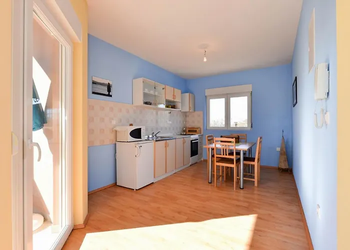 Paklina Apartments